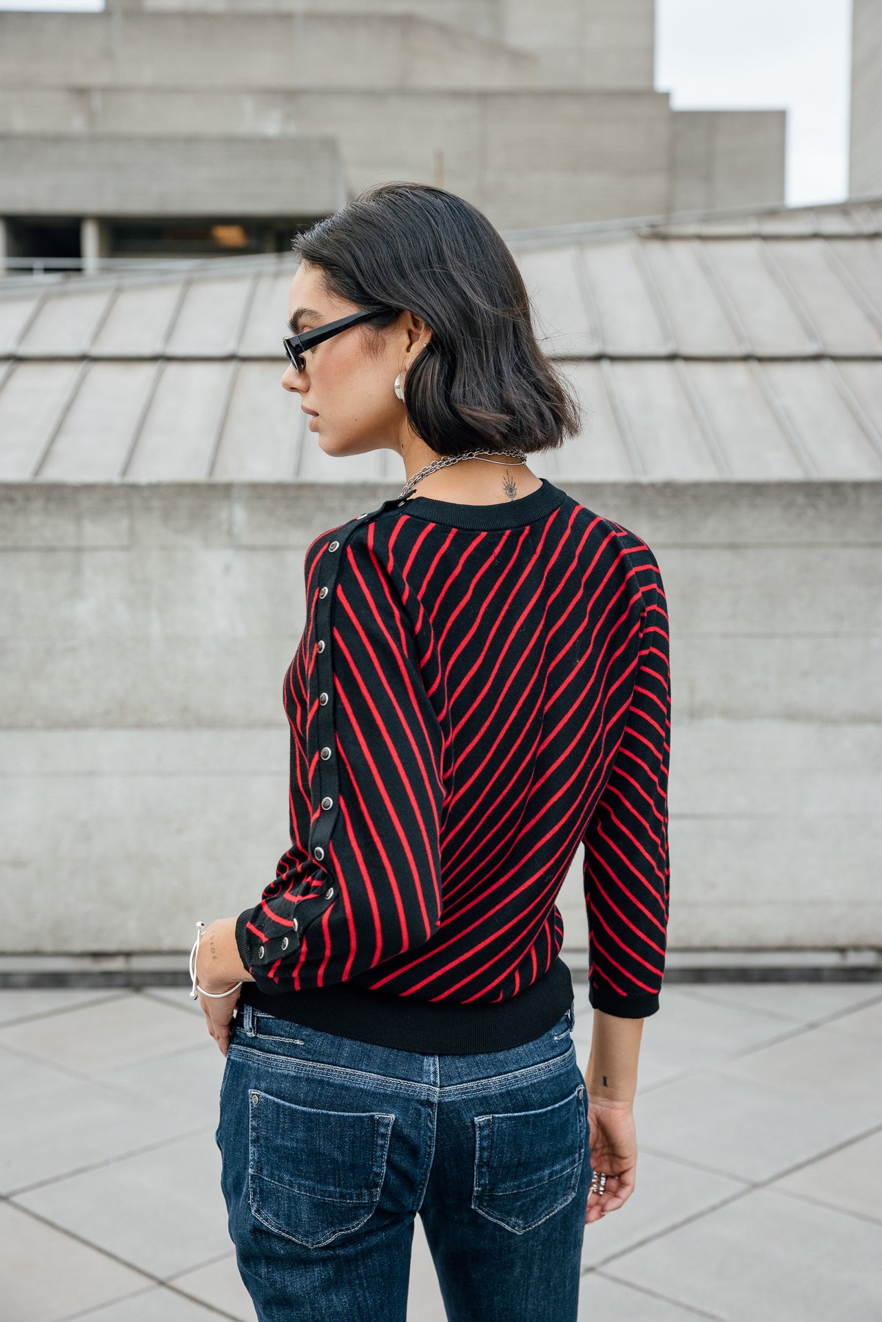 

Gestreifter Pullover mit elastischem Bund Damen Pao Stripes black | Freeman T. Porter