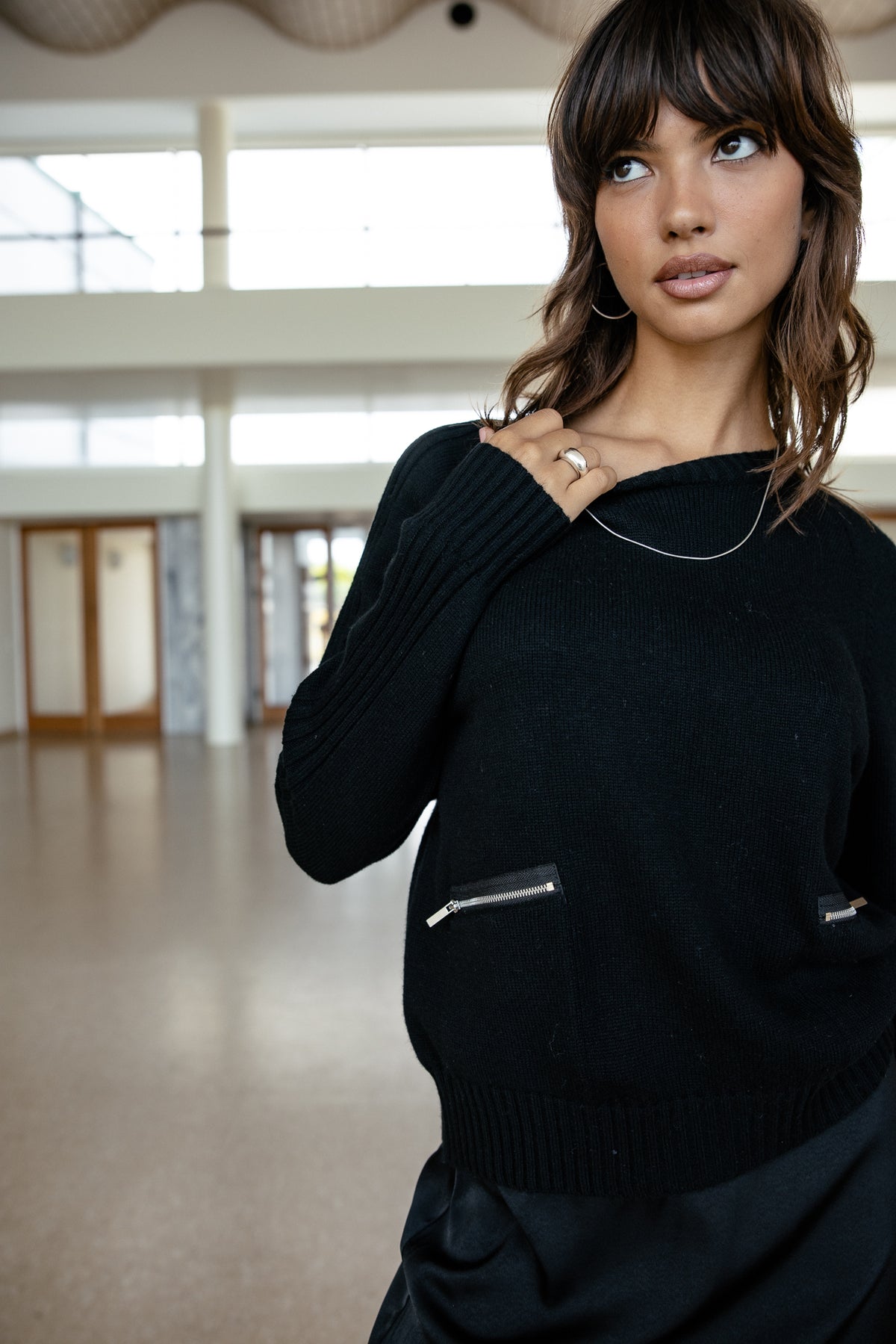 

Comfortable sweater with zip pockets Women Pelson black | Freeman T. Porter