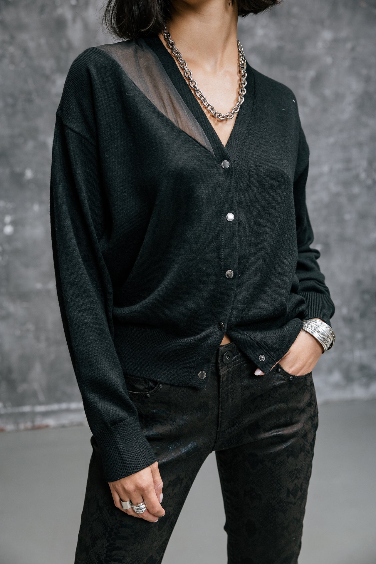 

Sweatjacke mit Voile Damen Goya black | Freeman T. Porter
