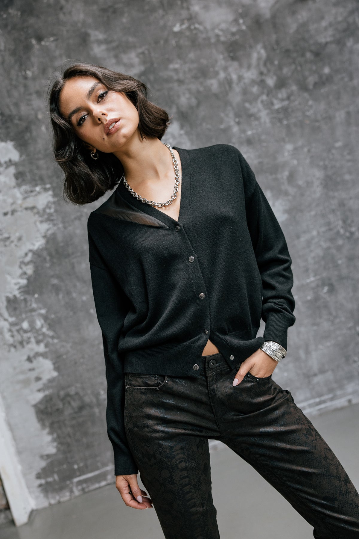 

Sweatjacke mit Voile Damen Goya black | Freeman T. Porter