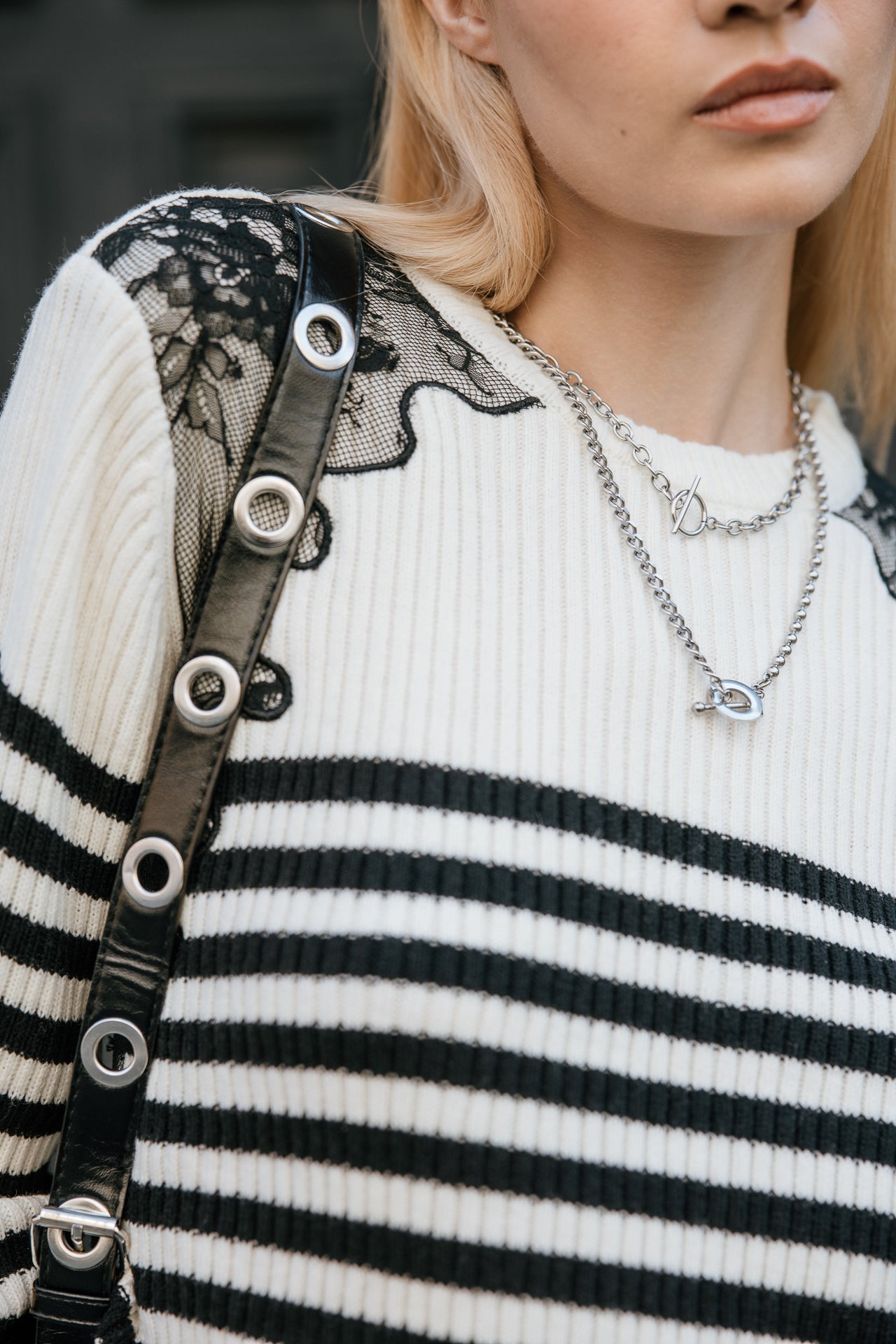 

Pull avec incrustations de dentelle Femme Preece Sailor white | Freeman T. Porter