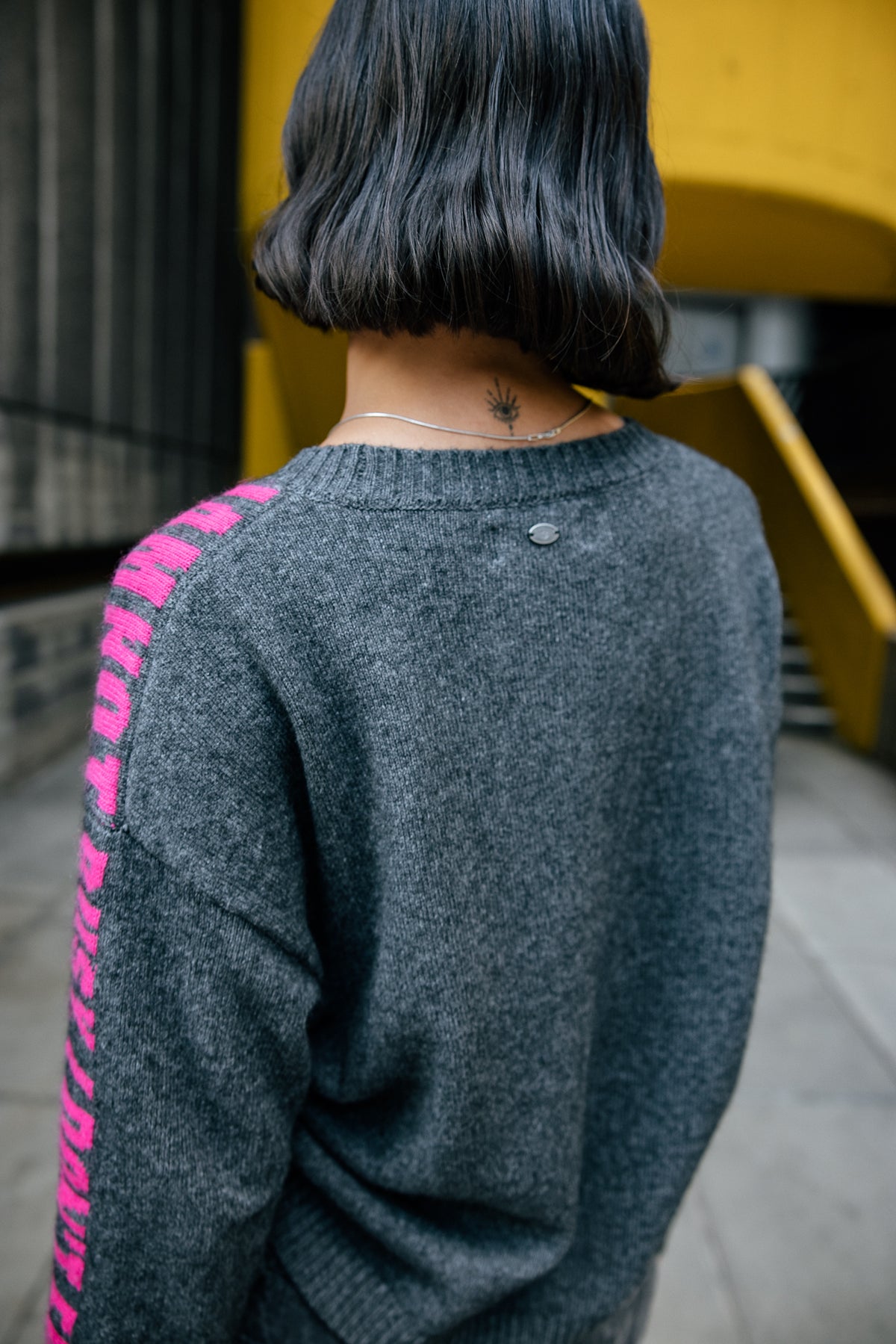 

Strickpullover mit seitlichen Bindebändern Damen Phareel Intarsia dark grey melange | Freeman T. Porter
