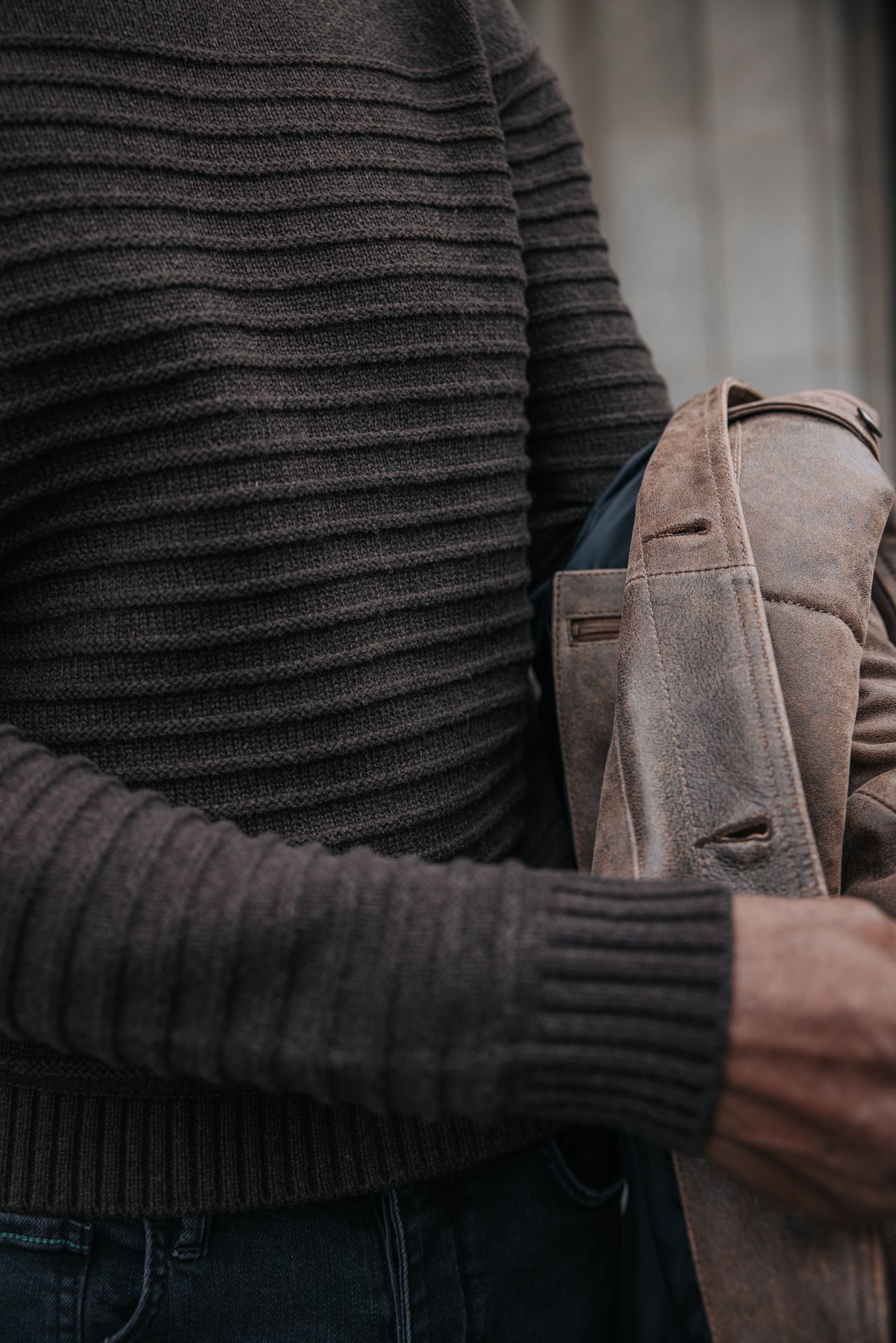 

Strukturierter Pullover mit Knopf Herren Ackley Tide brown | Freeman T. Porter