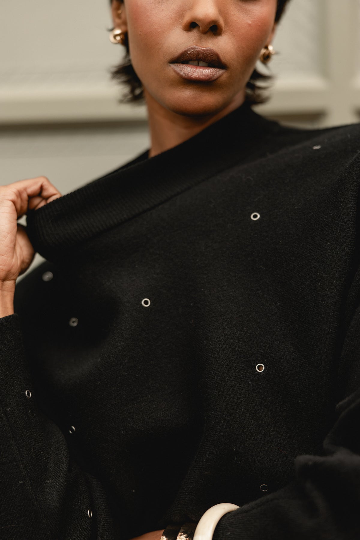 
              

Pullover mit Fledermausärmeln und Nieten Damen Pierino eyelet black | Freeman T. Porter
            