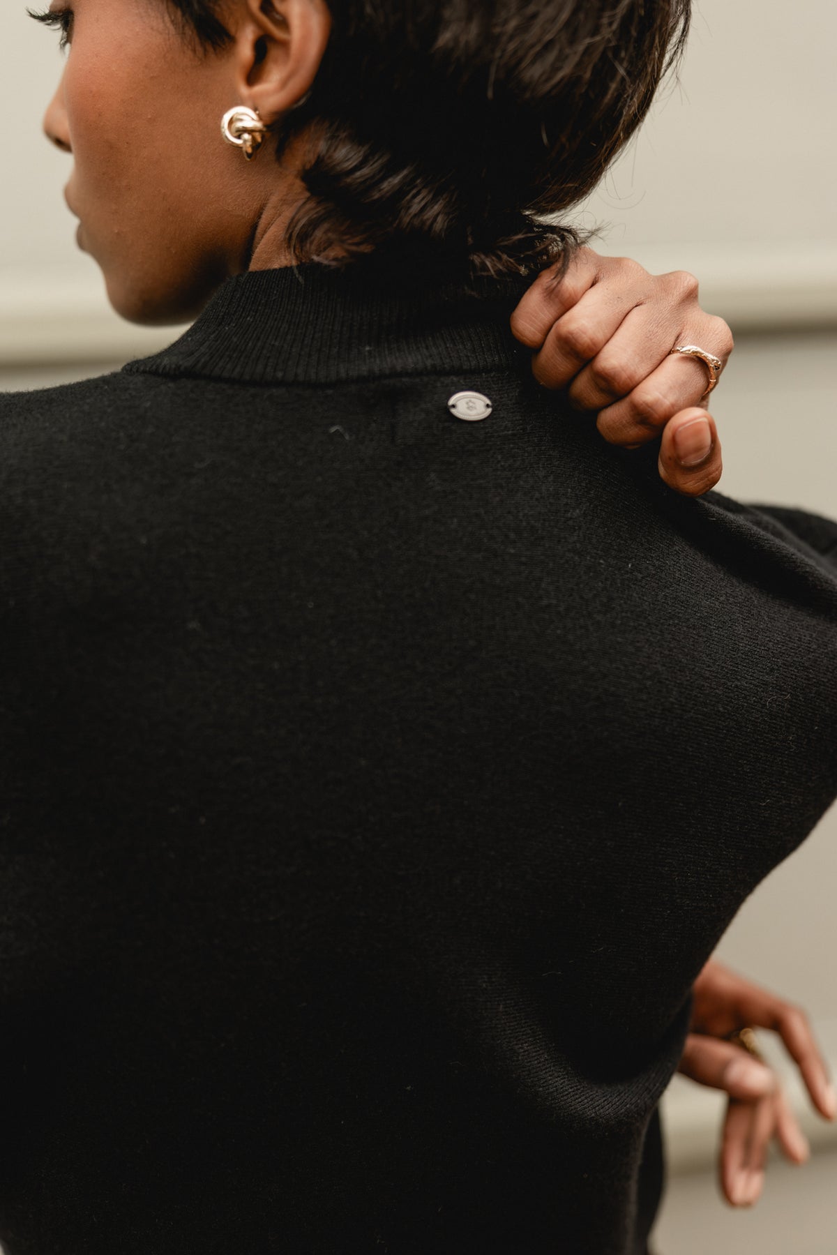 

Pullover mit Fledermausärmeln und Nieten Damen Pierino eyelet black | Freeman T. Porter