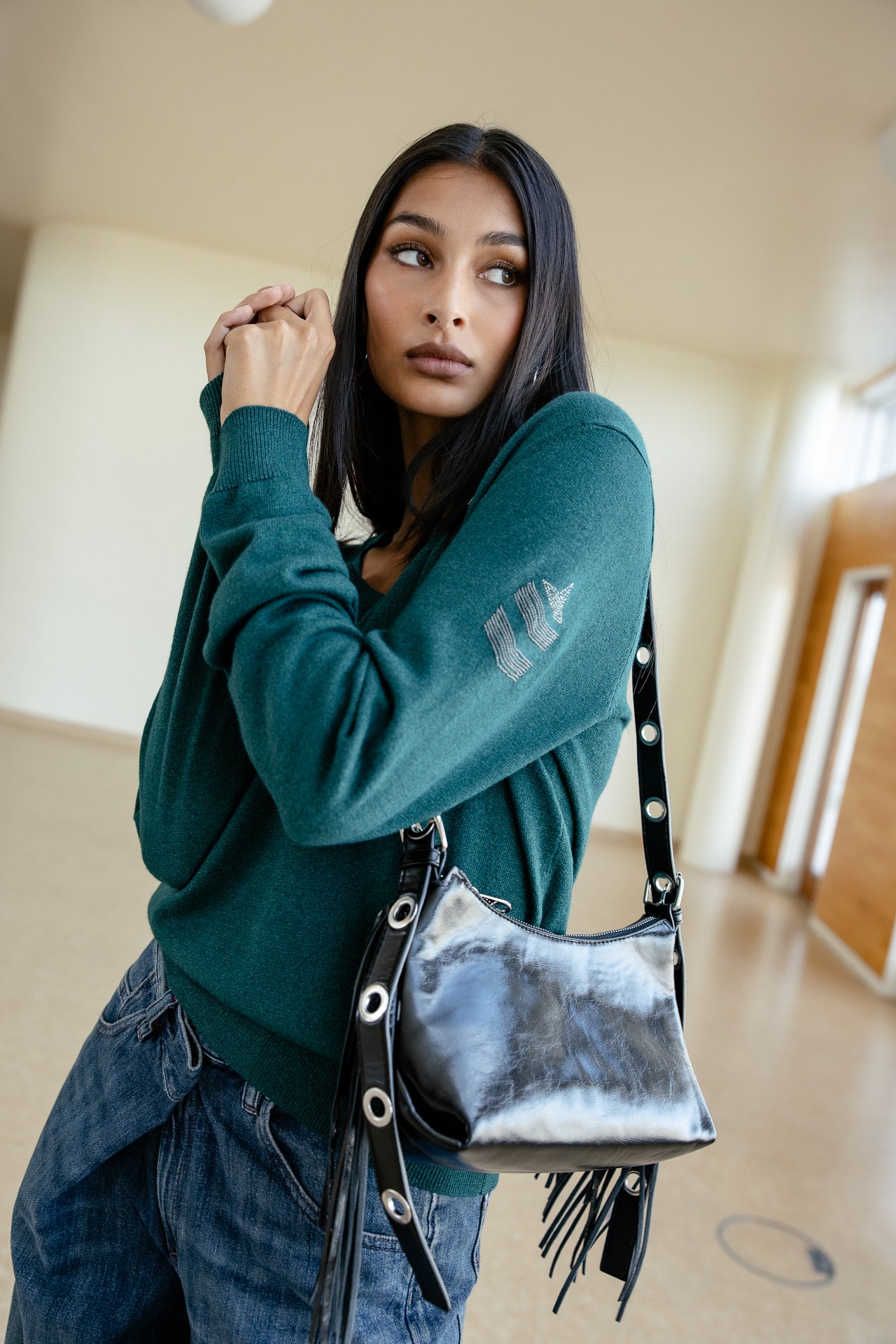 

Leichter glitzernder Pullover mit Schulterstickerei Damen Preem Shiny sea moss | Freeman T. Porter