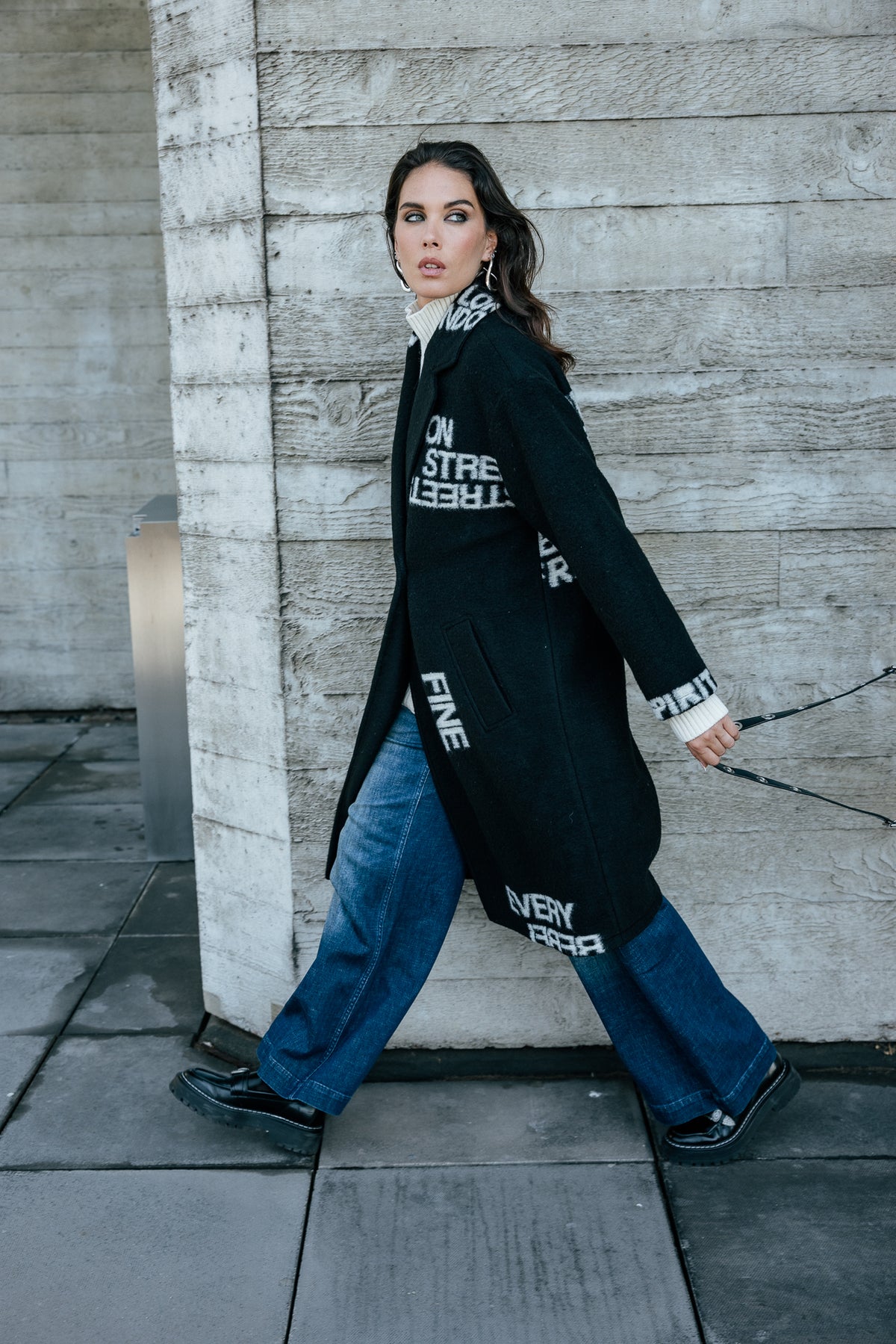 

Manteau long en laine bouillie Femme Millie Intarsia black | Freeman T. Porter