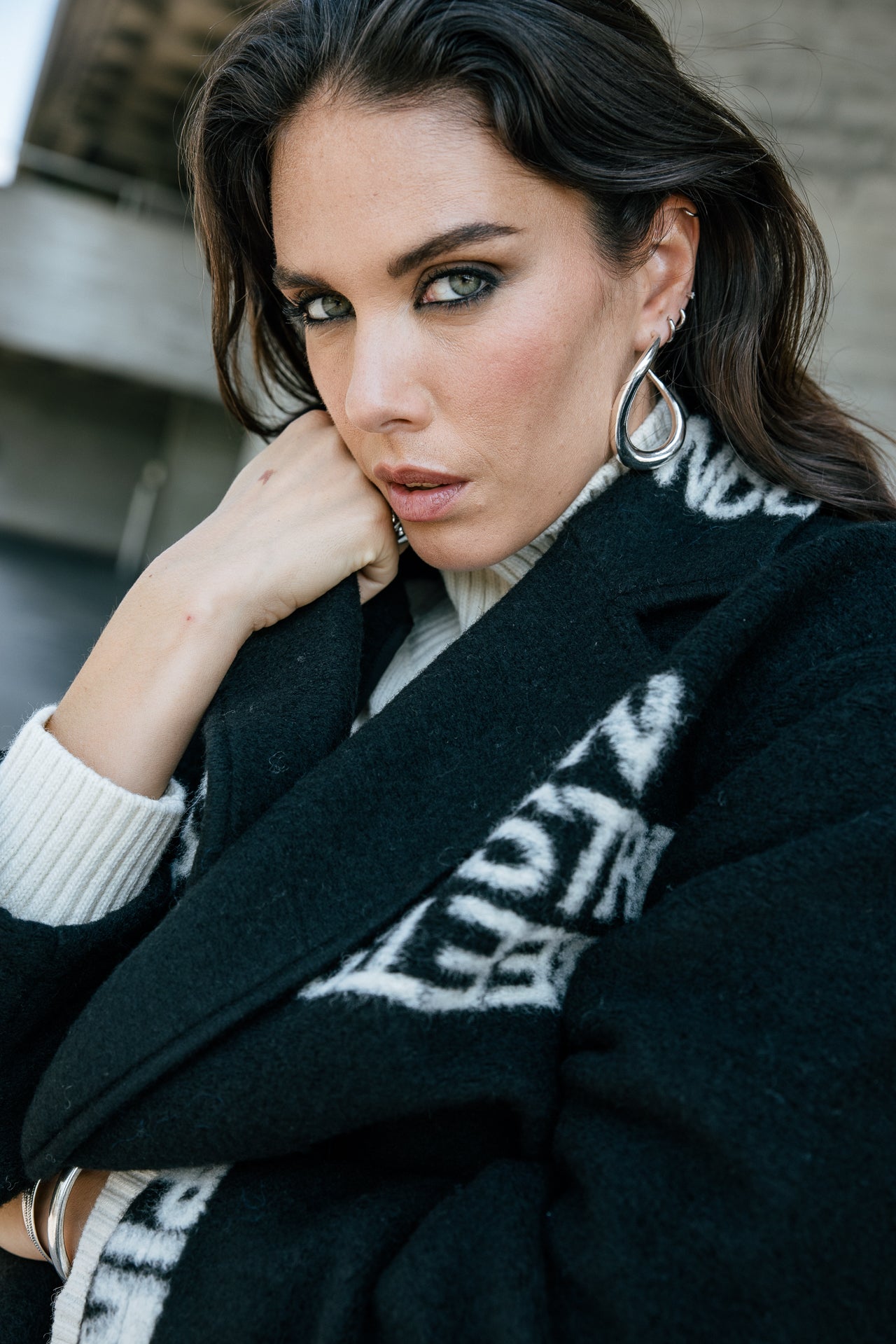 

Manteau long en laine bouillie Femme Millie Intarsia black | Freeman T. Porter