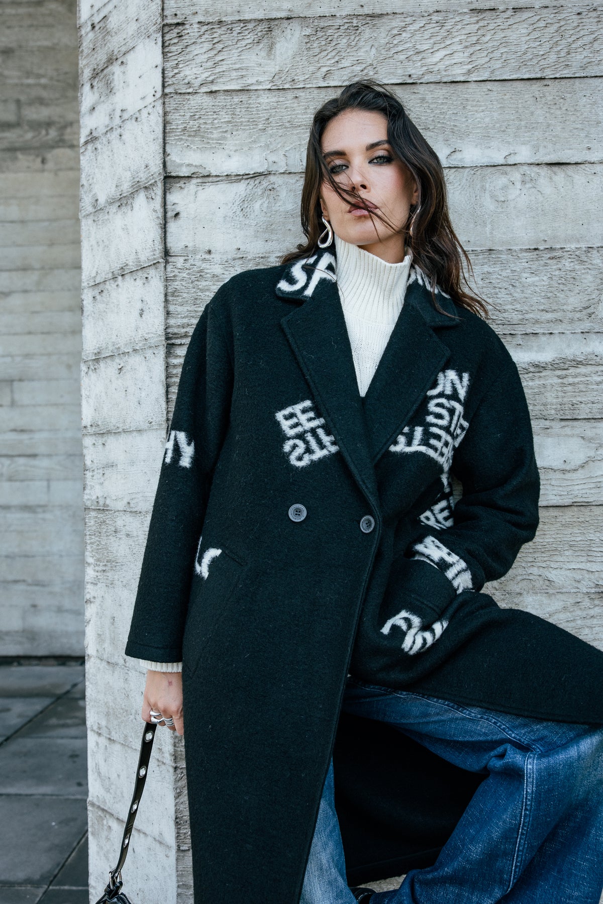 

Manteau long en laine bouillie Femme Millie Intarsia black | Freeman T. Porter