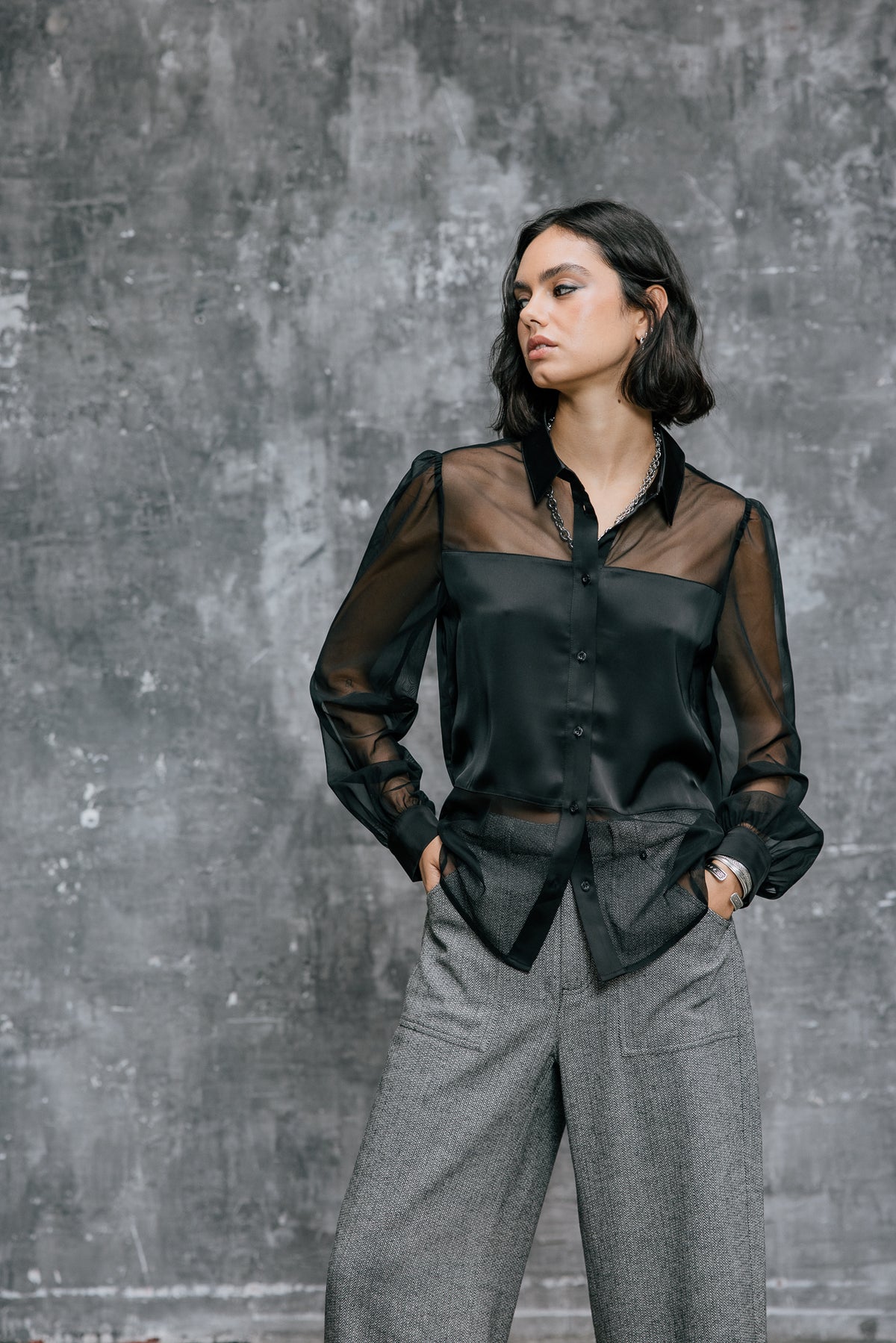 

Chemise bi-matière  Femme Cyrna Plain black | Freeman T. Porter