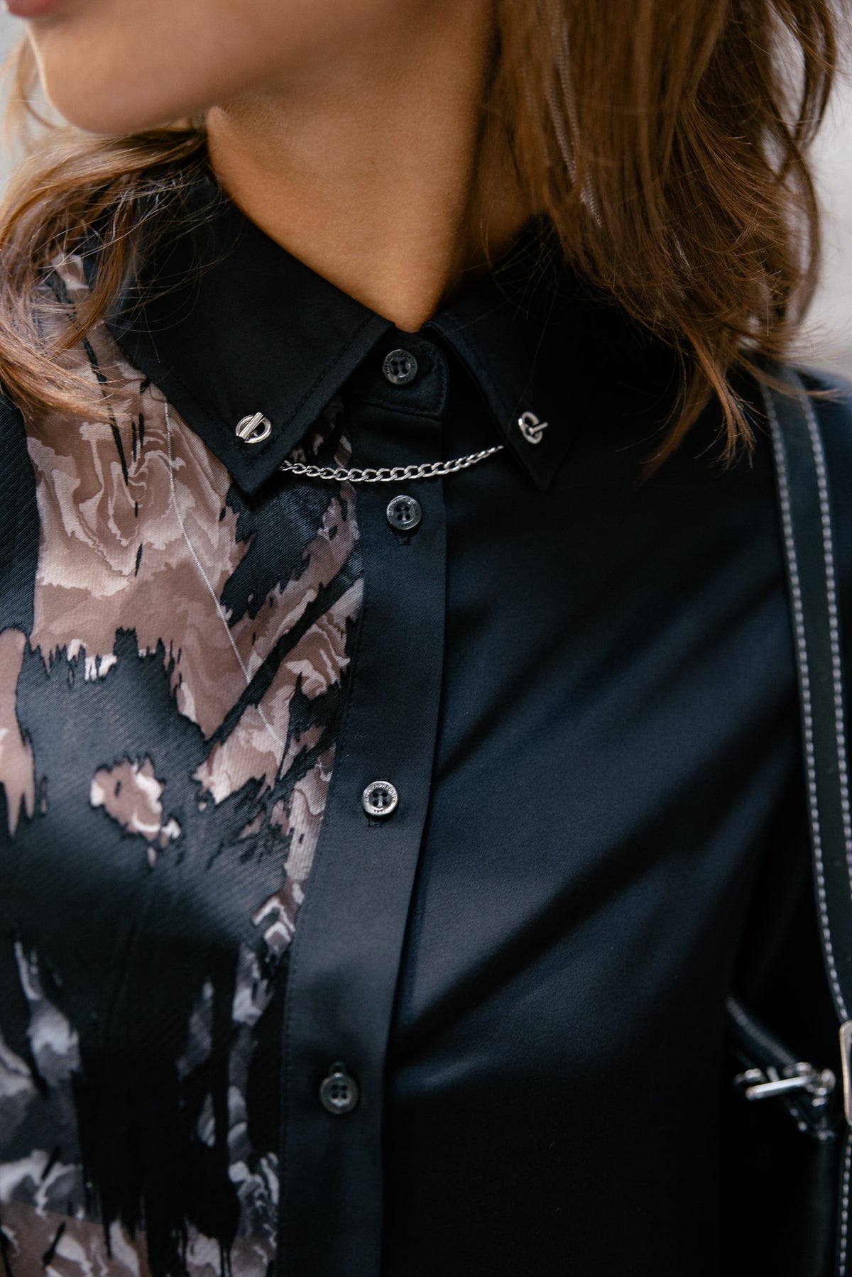 

Chemise bi-matière voile et satin Femme Cayaba Mix black | Freeman T. Porter