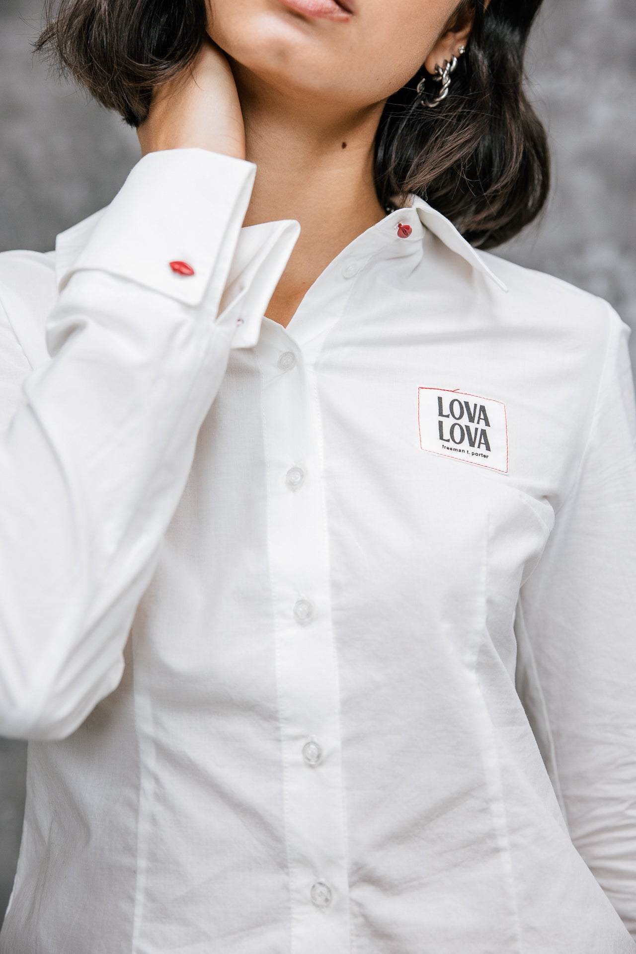 

Chemise cintrée avec boutons fantaisie Femme Chikane Plain white | Freeman T. Porter
