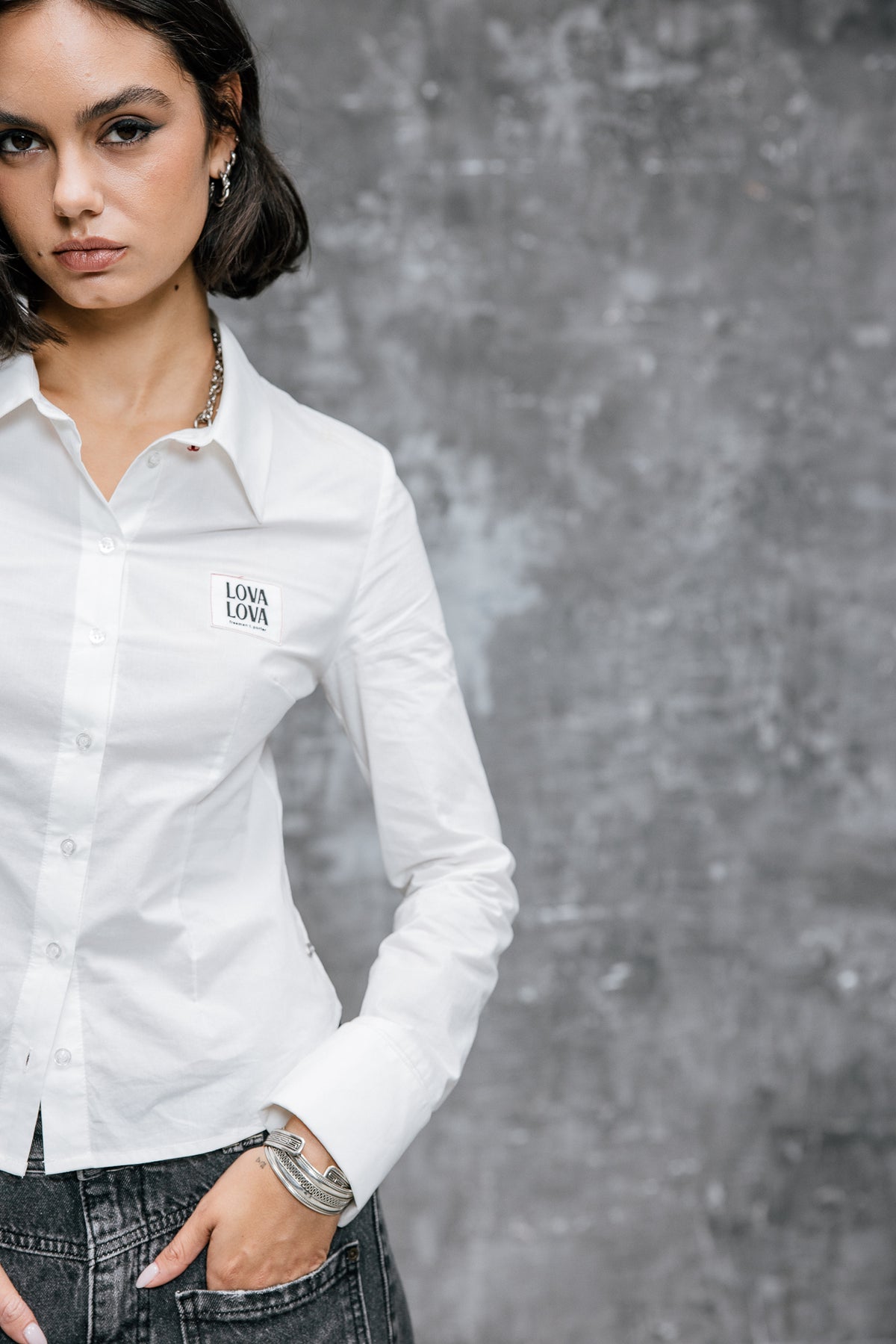 

Chemise cintrée avec boutons fantaisie Femme Chikane Plain white | Freeman T. Porter
