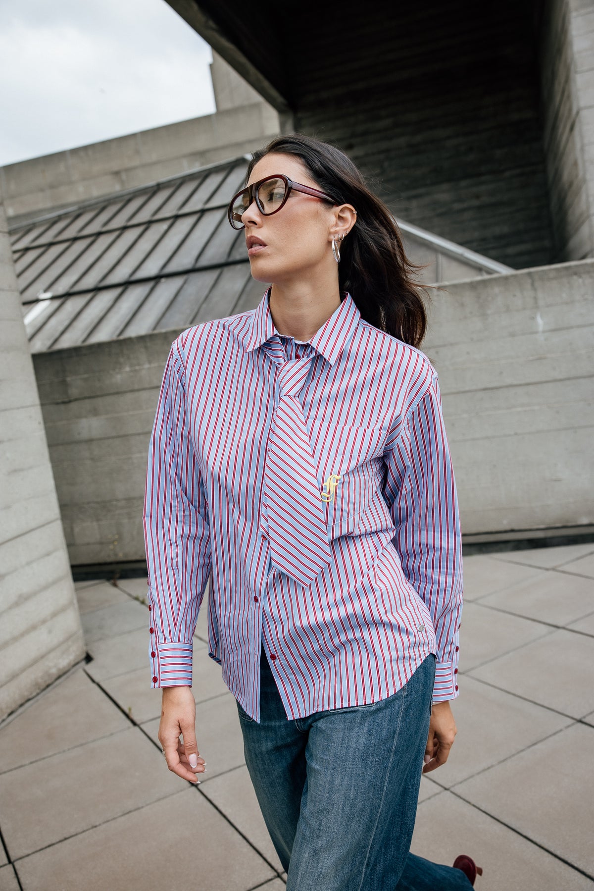   
            

Chemise loose à cravate Femme Chanie Tie granada sky | Freeman T. Porter
          
