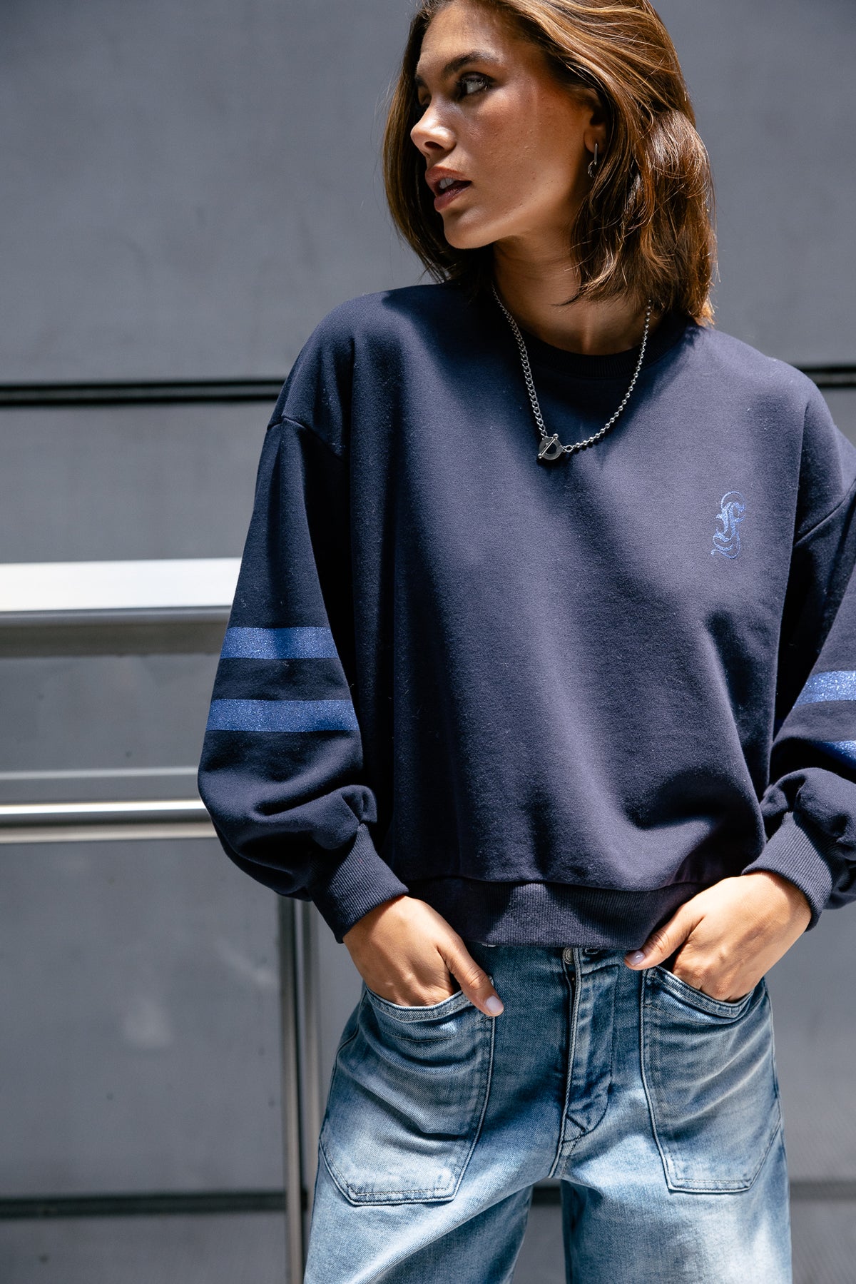   
            

Sweatshirt mit Puffärmeln  Damen Sheldone Hef naval academy | Freeman T. Porter
          
