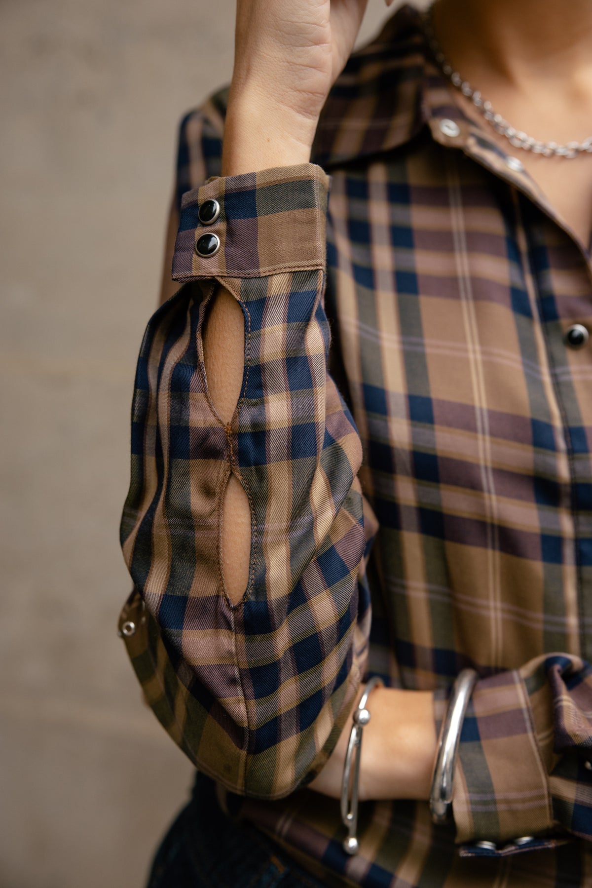

Gerades Hemd mit Nieten-Details Damen Cali Checks cinnamon | Freeman T. Porter