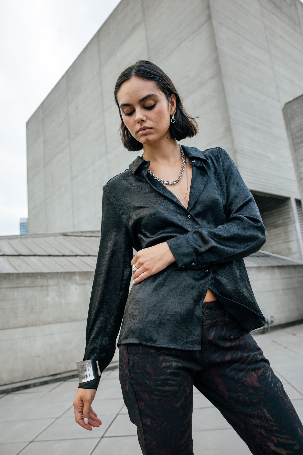 

Chemise droite satinée Femme Cali Shine black | Freeman T. Porter