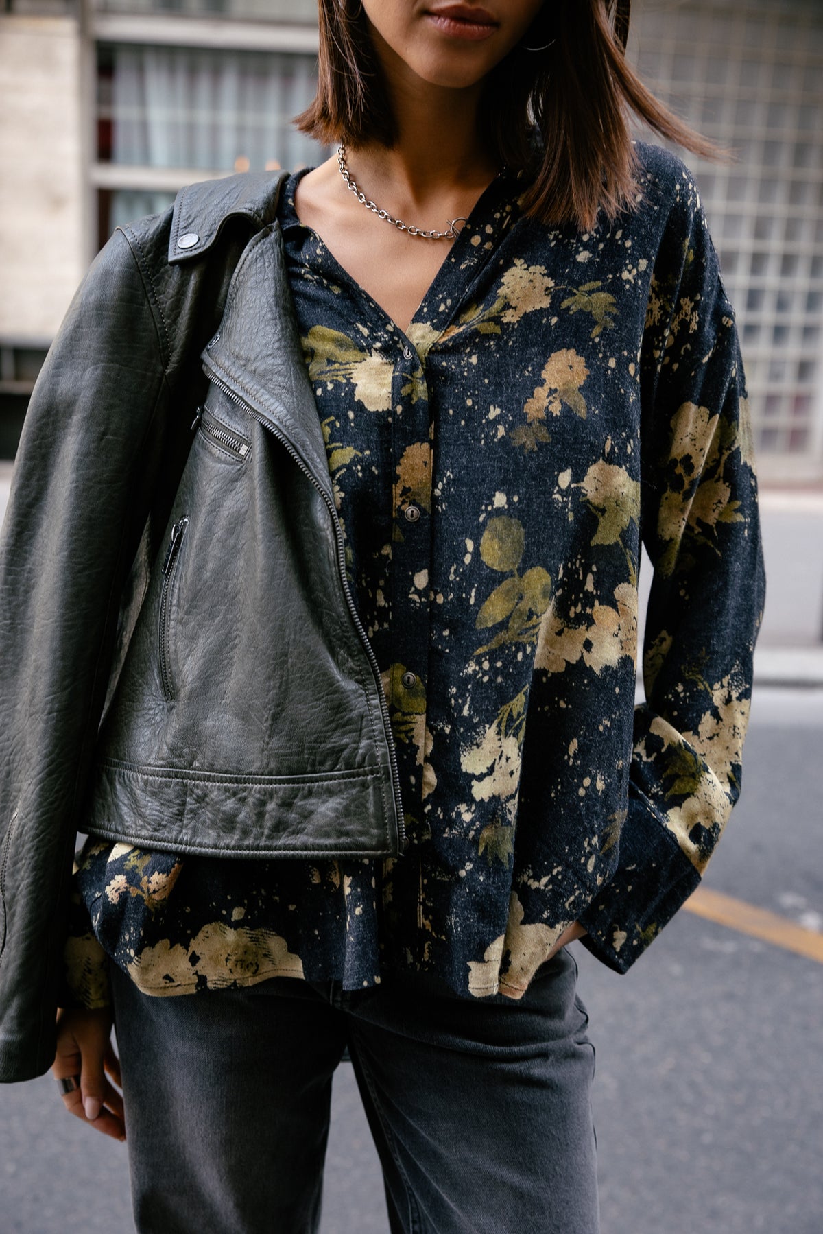 

Camisa de voile com bordos em corte cru Mulher Chola Botanic original | Freeman T. Porter