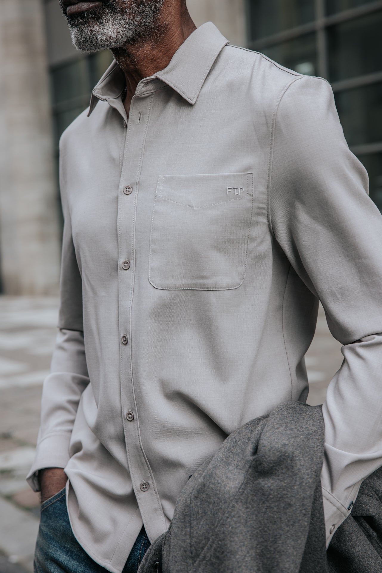   
            

Langarmhemd Herren Jeremiah Garfield beige | Freeman T. Porter
          