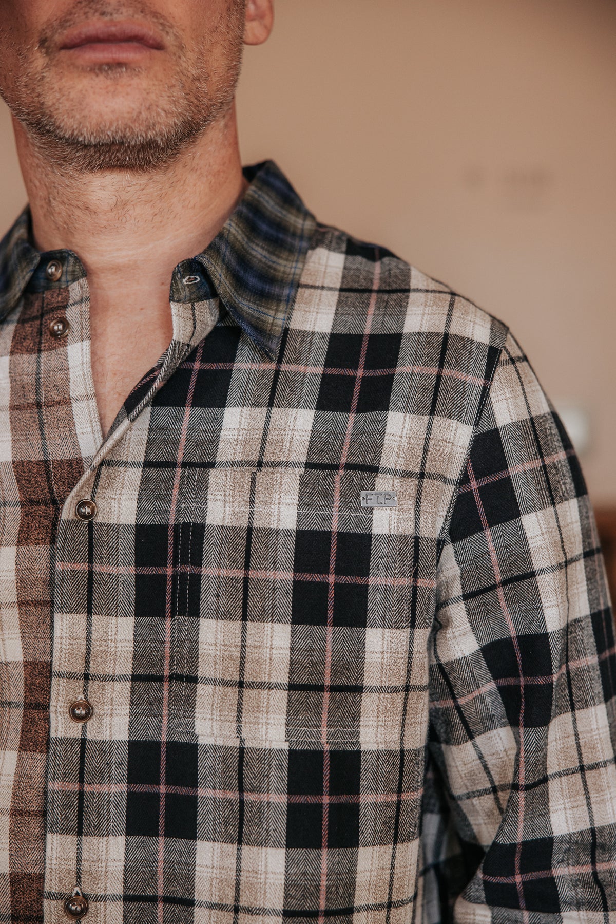 
              

Kariertes Overshirt Herren Paolo Maddler original | Freeman T. Porter
            