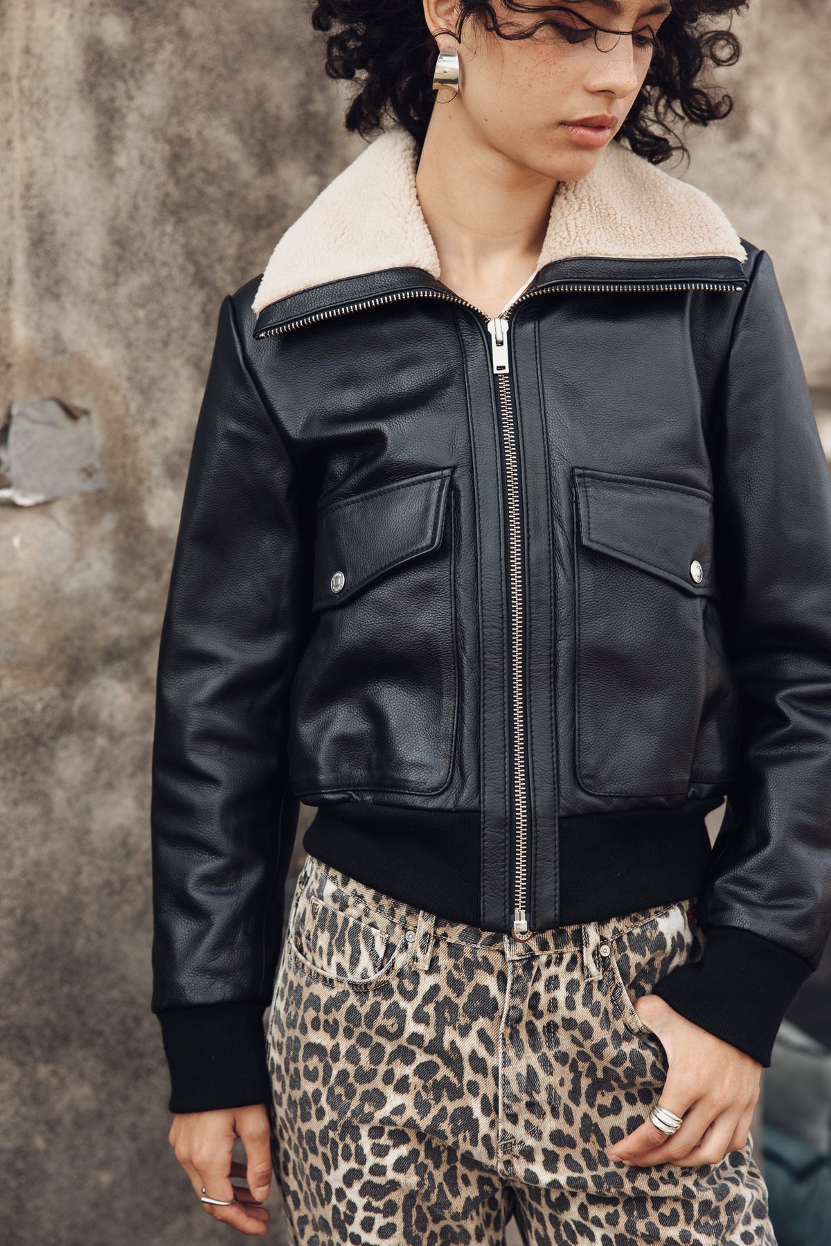   
            

Blusão de pele Mulher Karet Leather black | Freeman T. Porter
          
