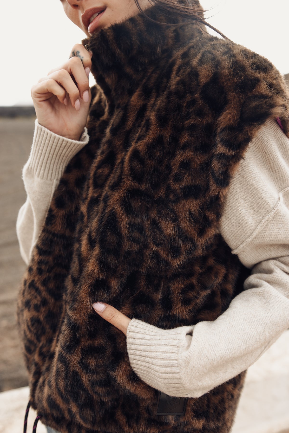 

Chaleco sin mangas Mujer Vianca Leopard Fur original | Freeman T. Porter