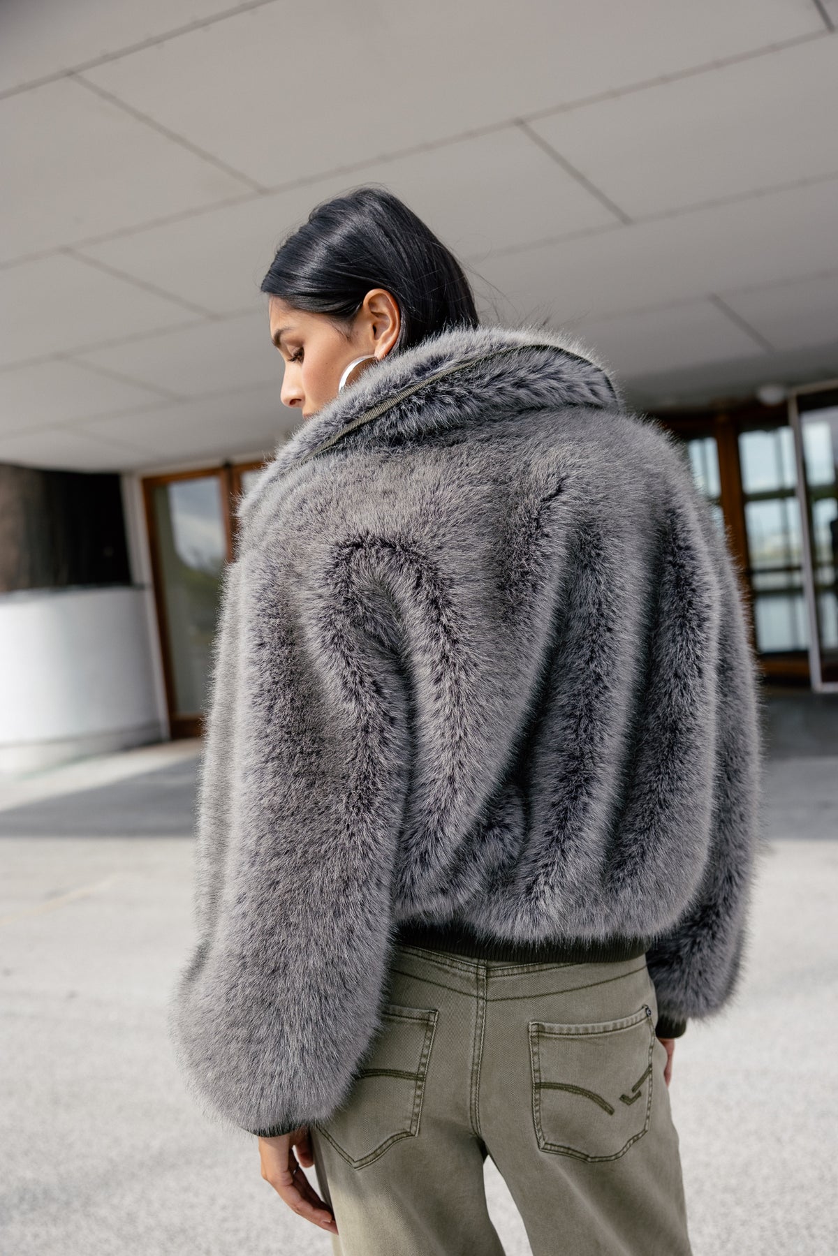 
              

Pelzimitat-Bomber Damen Vivienne Fur original | Freeman T. Porter
            