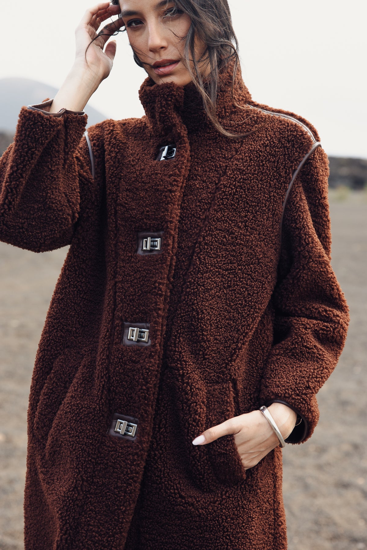 

Casaco comprido Mulher Murffy fur chocolate | Freeman T. Porter
