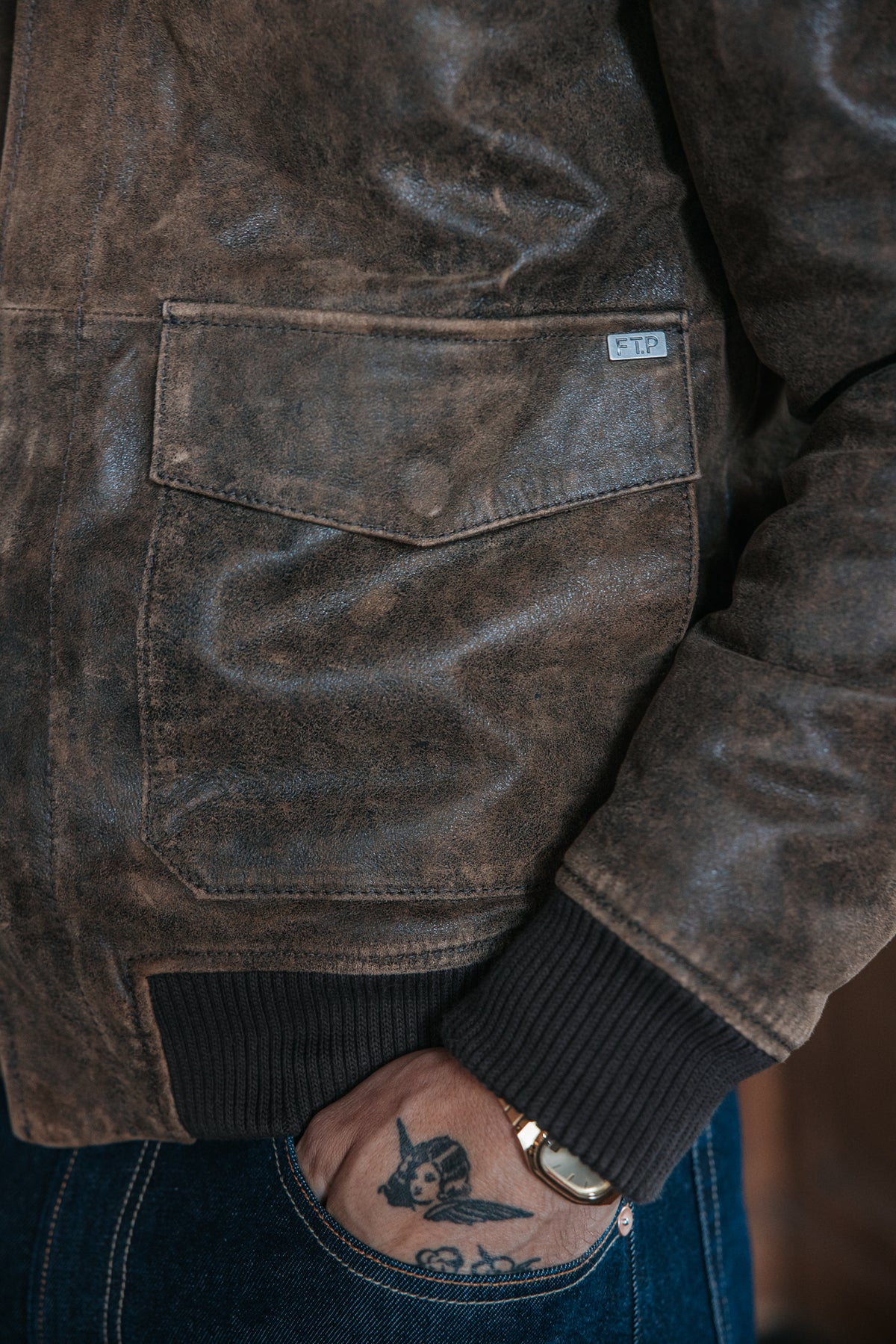 
              

Leder-Bomberjacke Herren Rodwell Aged brown | Freeman T. Porter
            