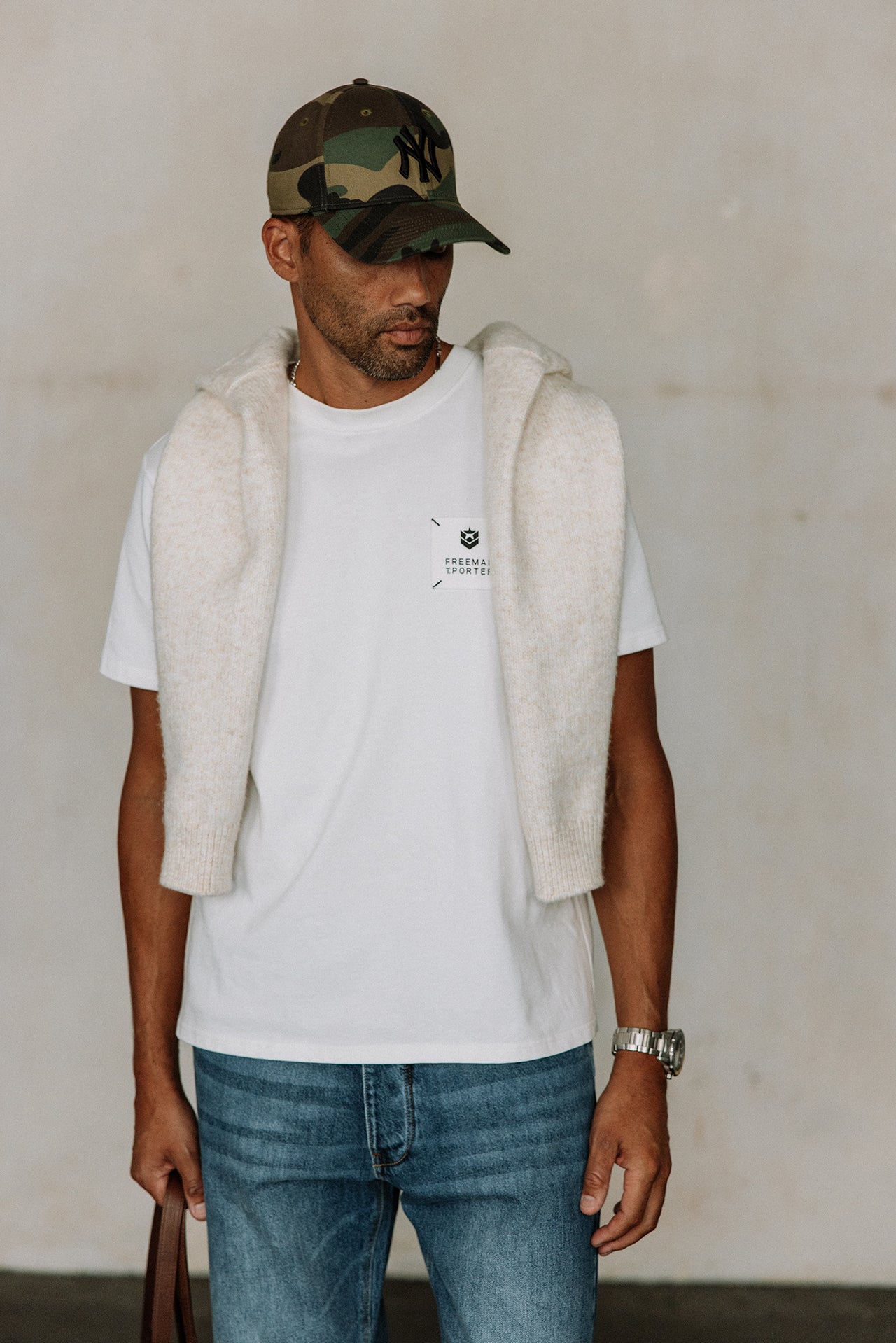 homme t-shirt blanc