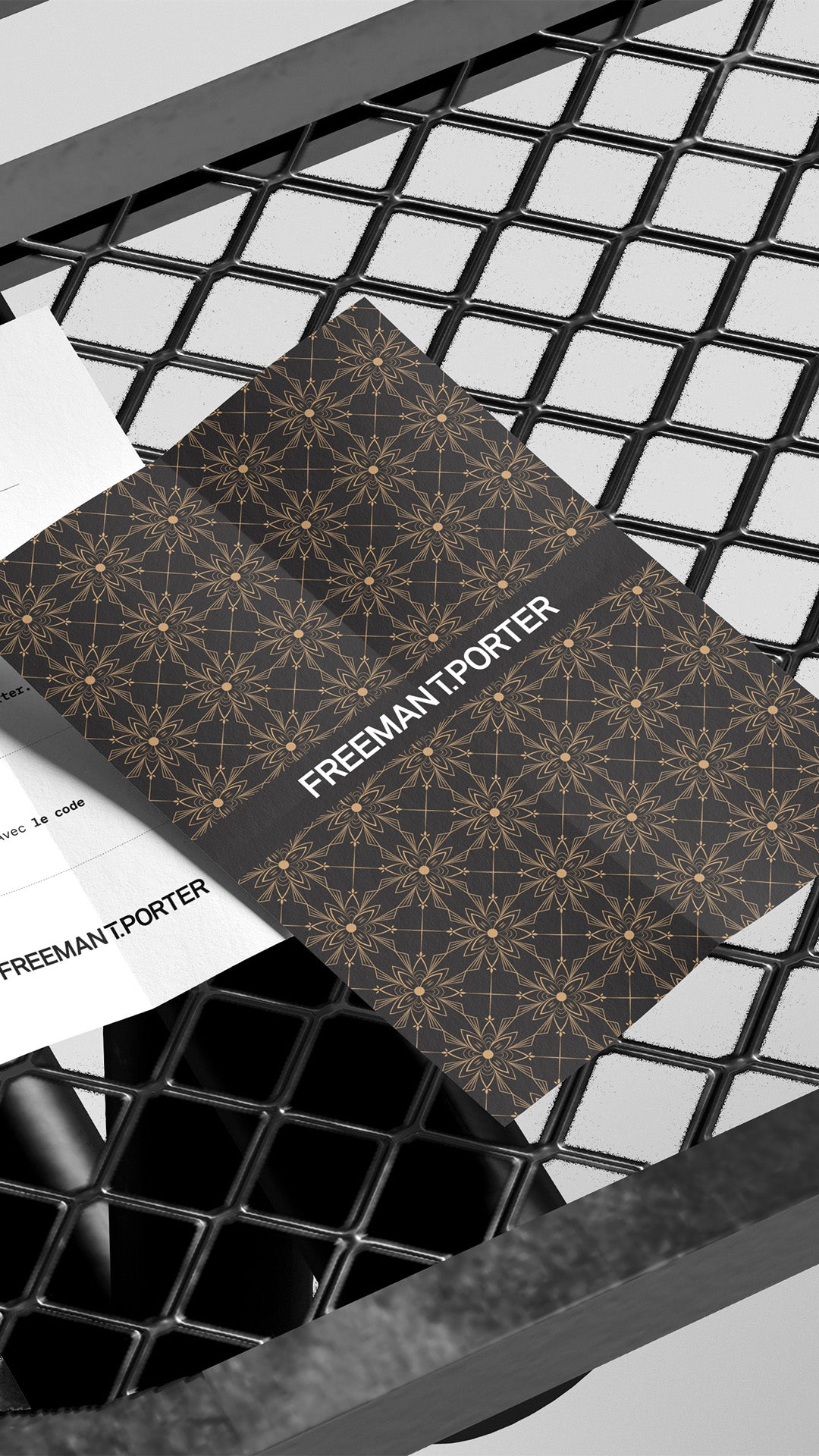 

The gift card  | Freeman T. Porter